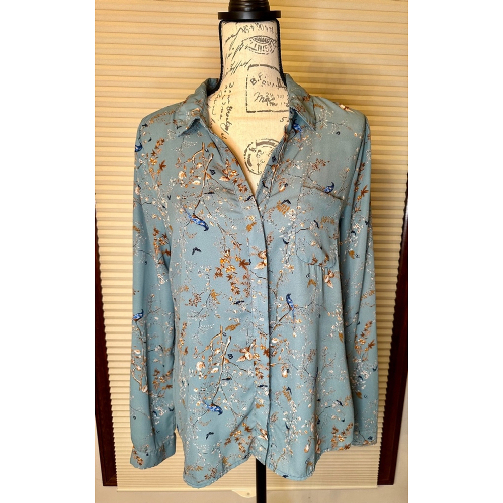 Likely a Medium Teal hidden button Down shirt w. Birds Butterflies & Foliage